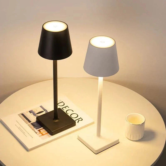 LumiAura - Draagbare LED Tafellamp met Dimfunctie