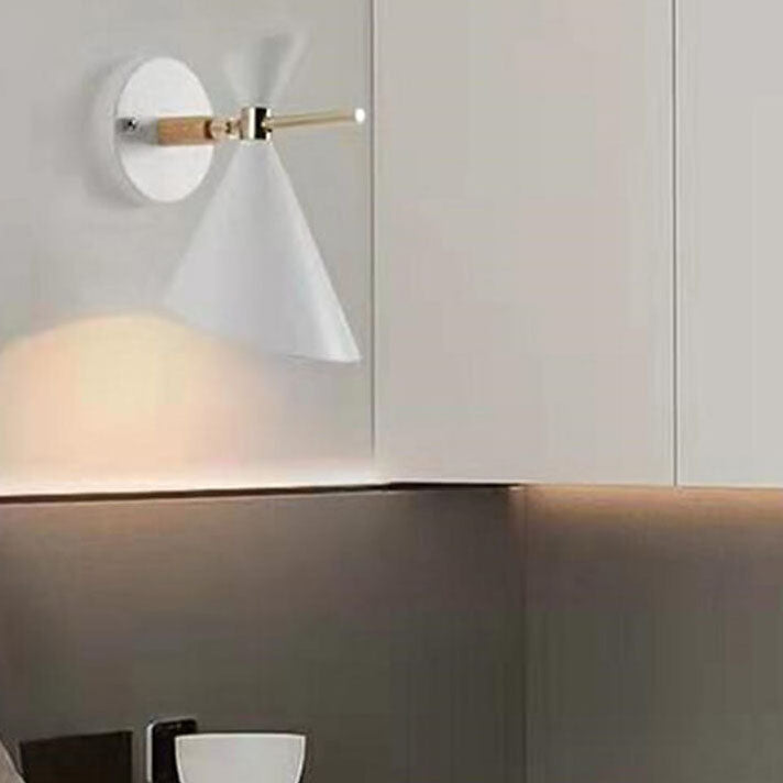 NordicElegance Wall Light - Minimalistische Hoornvormige LED Wandlamp