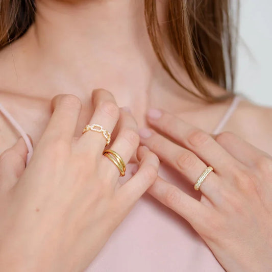 Stralende Gouden Schakelring met Zirkonia - Marina Elegantie