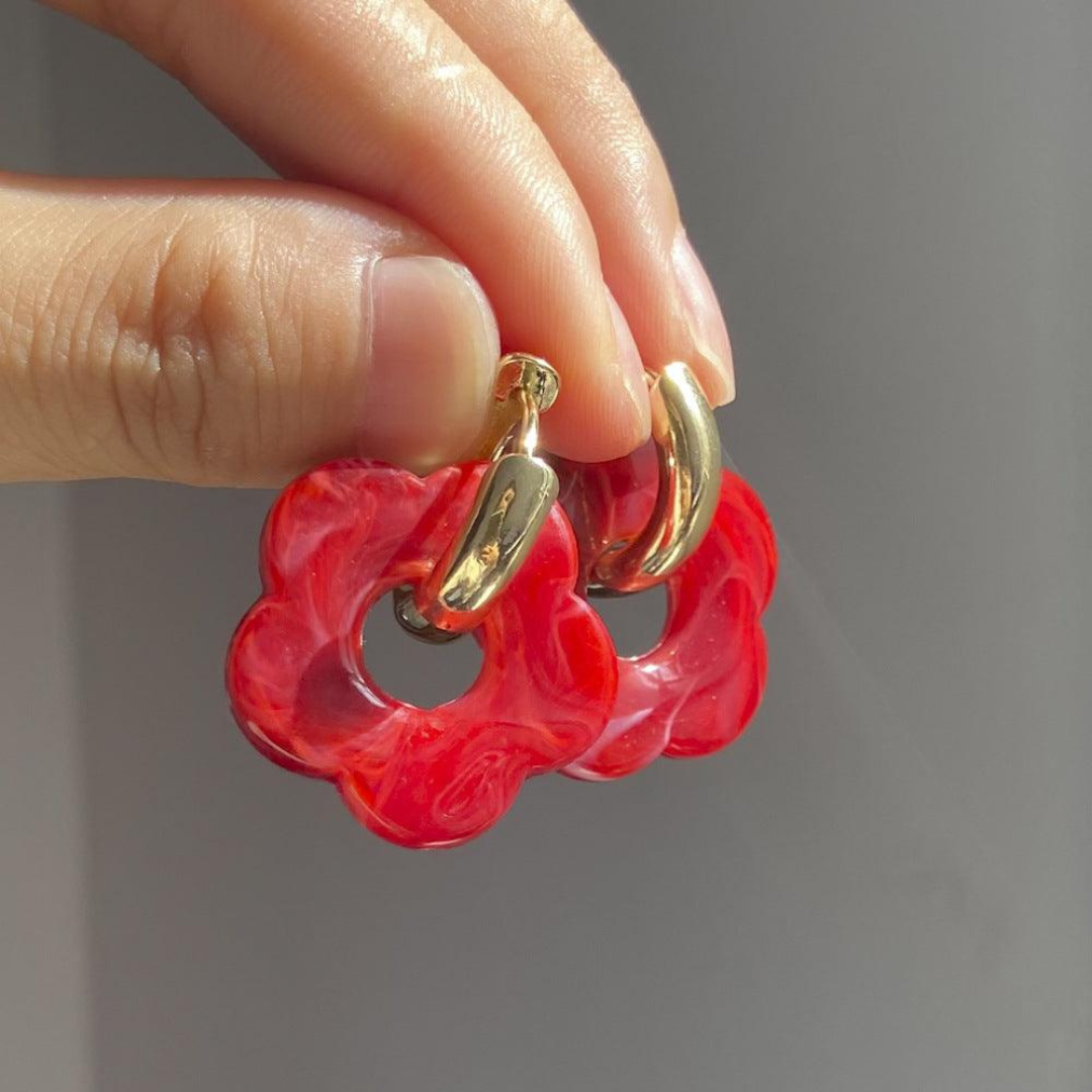 Valeria Earrings – Elegante Gouden Bloemenontwerpen