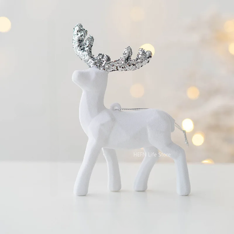 Sprankelend Hert Ornament – Luxe Kerstdecoratie voor een Feestelijke Sfeer