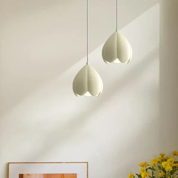 FlowerGlow Hanglamp - Elegante Crèmekleurige Hanglamp voor Warme Sfeervolle Interieurs