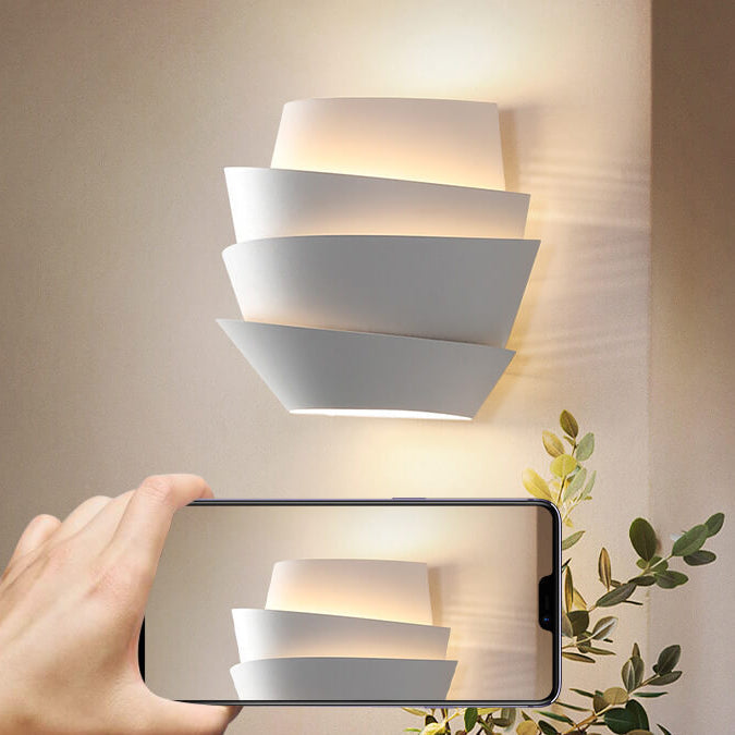 ShineLux - Moderne Wandlamp met Dubbele Lichtpunten van IJzer