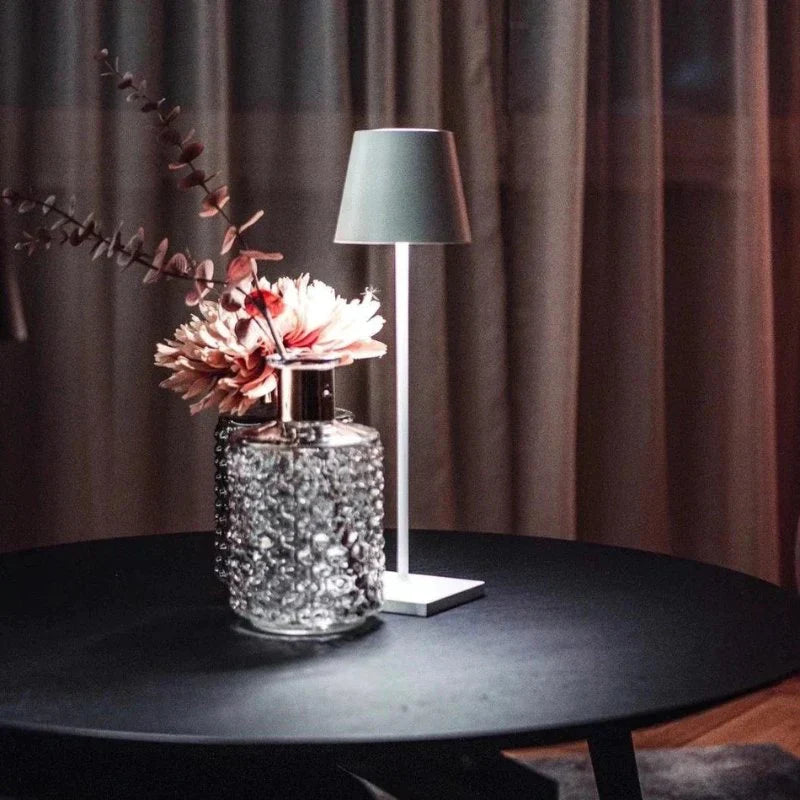 Nora Light – Draadloze Tafellamp met Dimfunctie