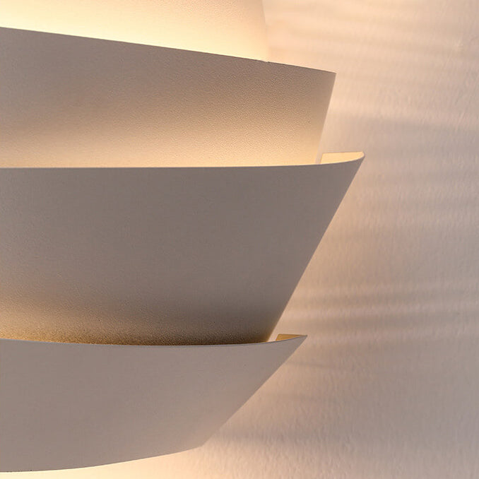 ShineLux - Moderne Wandlamp met Dubbele Lichtpunten van IJzer