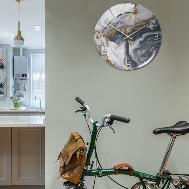 Stijlvolle Marmeren Wandklok met Geruisloze Mechanisme