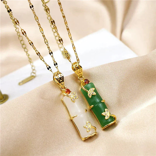 Spirituele Jade Amulet Ketting | Een Adembenemend Sieraad met Betekenis