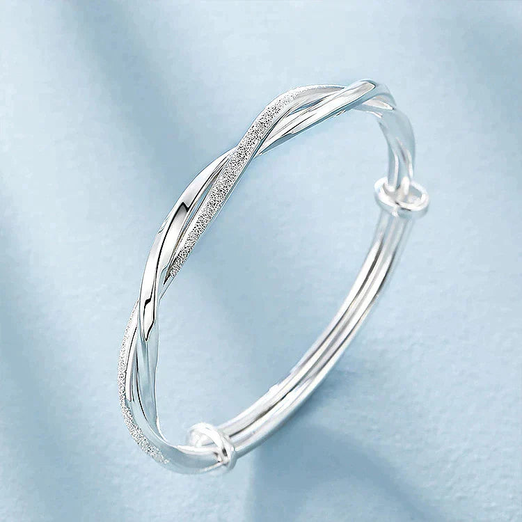 Elegante Gedraaide Zilveren Armring