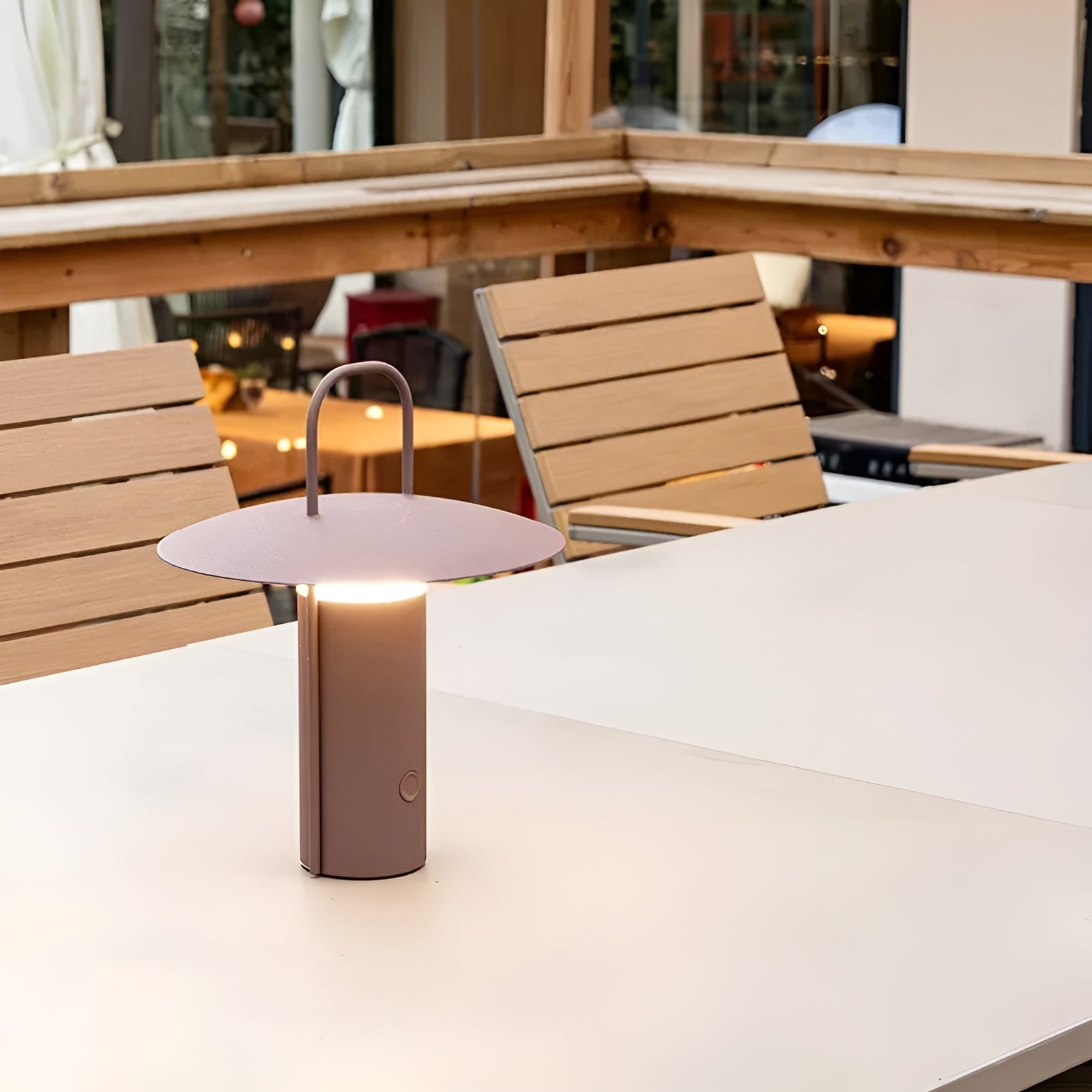 GlowLight Tuinverlichting – Magische LED Tafellamp voor Buiten, Waterdicht & Oplaadbaar