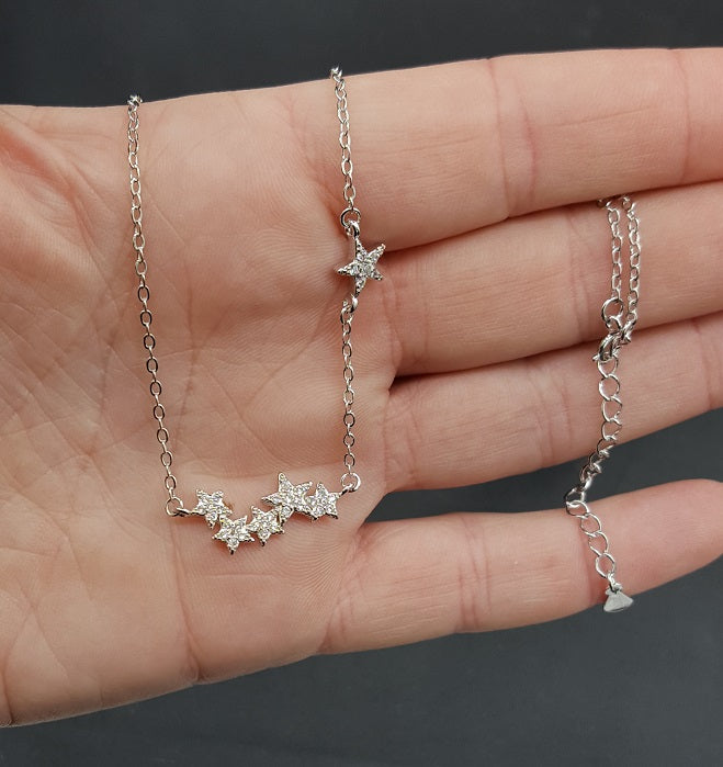 StarGleam Necklace - Stijlvolle Zilveren Sterrenketting