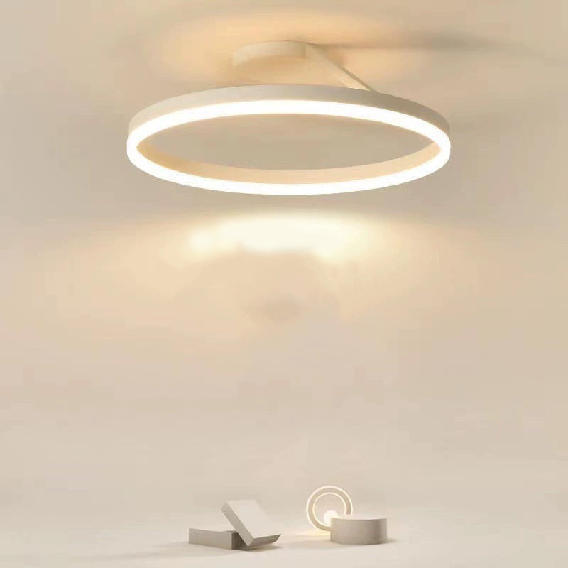 RadiantGlimmer Plafondlamp - Luxe Gouden LED Verlichting met Metaal Accenten