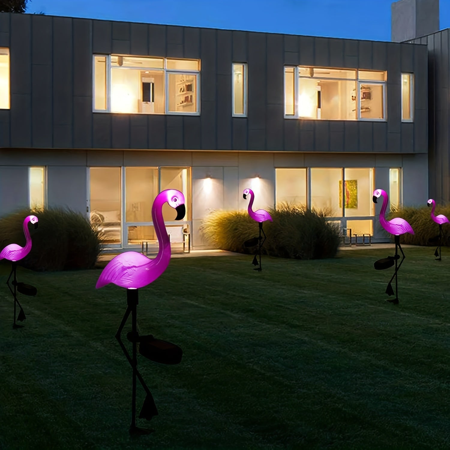 SolarFlamingo Light - Elegante Zonne-energie Flamingo Tuinlamp