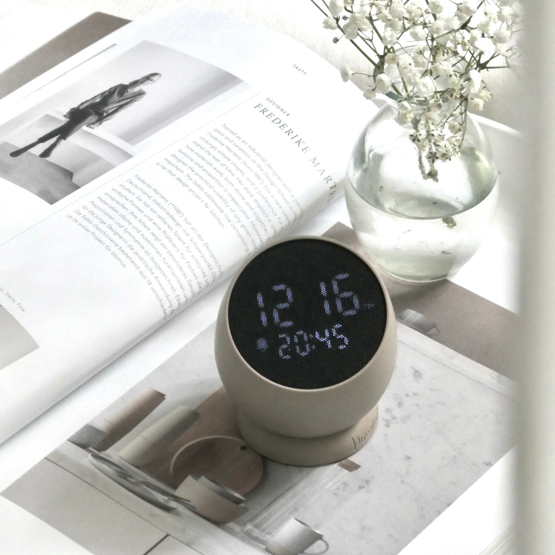 SmartWake - Draadloze Wecker met Touchscreen en Gyrosensor