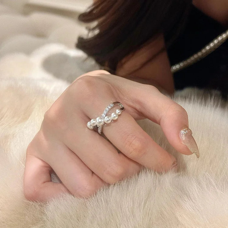 Elegante Verstelbare Vintage Ring met Stralende Zirkonia en Prachtige Parel - Isadora