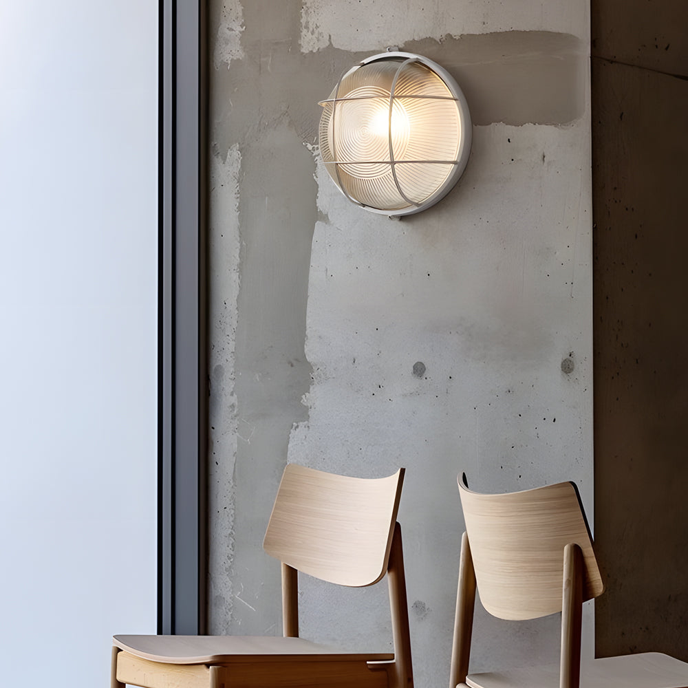 RetroGlow – Industriële Wandlamp voor Buiten