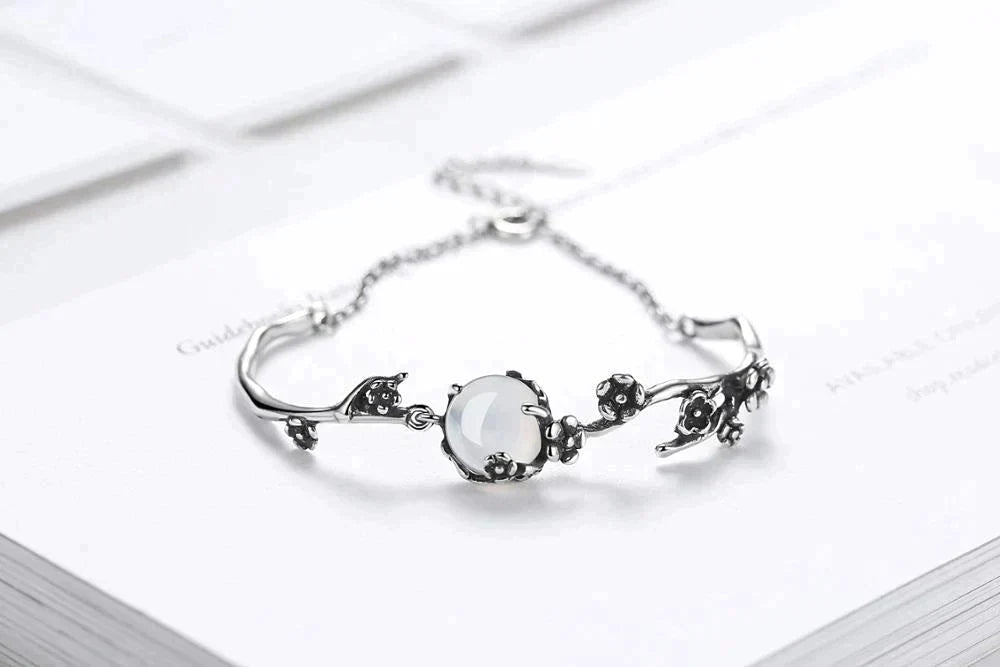 MoonGleam Bracelet - Elegante Zilveren Armband voor Elke Gelegenheid
