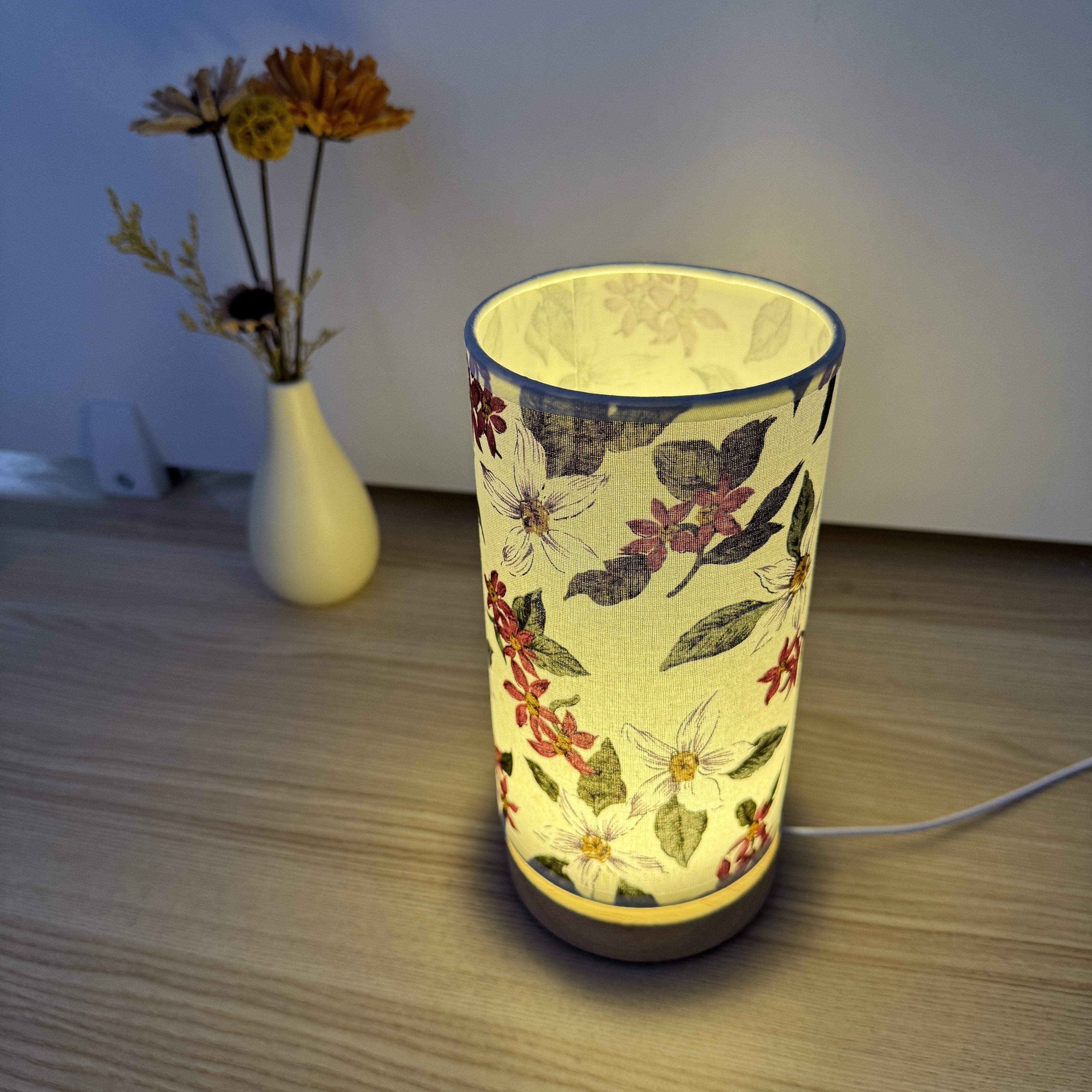 WoodGlow – Creatieve LED Tafellamp in Hout