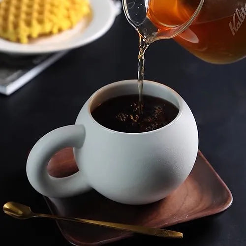 Stella Cup – Luxe Geometrische Porseleinen Beker