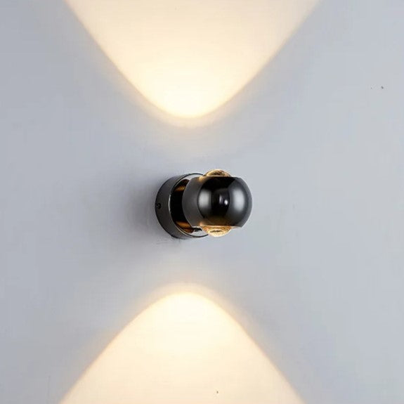 LumièreArt – Stijlvolle Wandlamp met Flexibele Verlichting