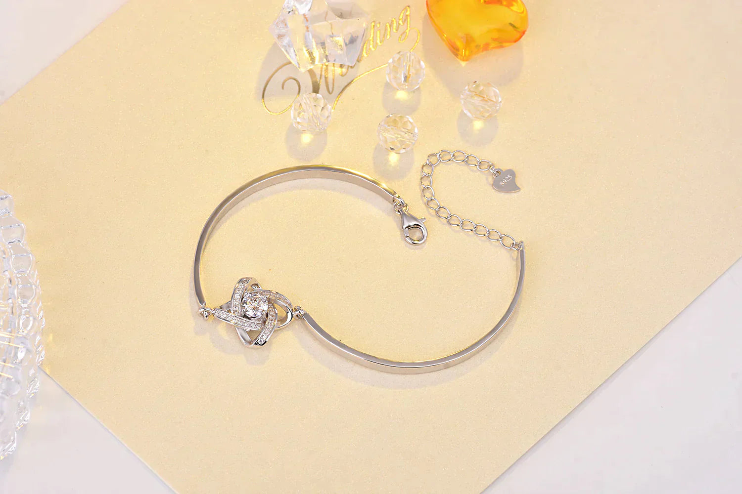 Stijlvolle Liefdesknoop Armband | Perfect voor Dagelijks Draagplezier!