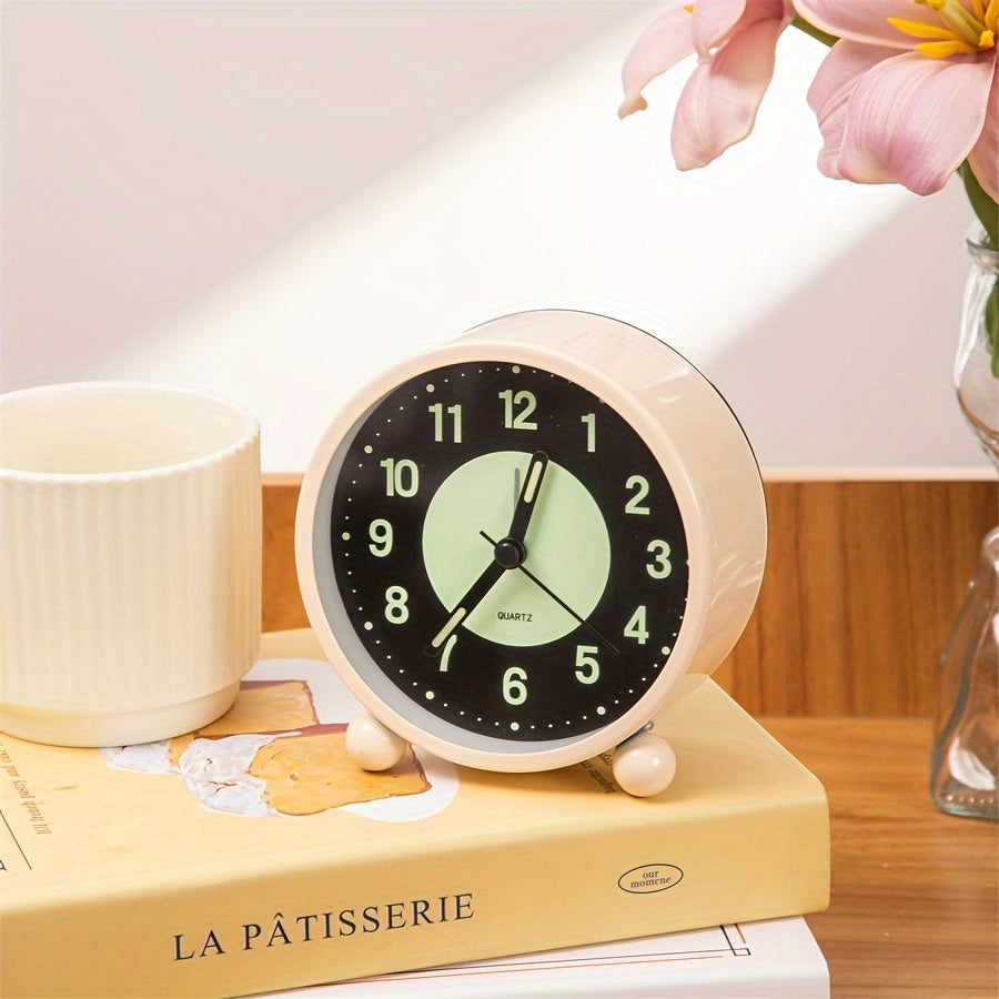 EleganceMetal Clock – Stijlvolle Metalen Wekker met Nachtlamp