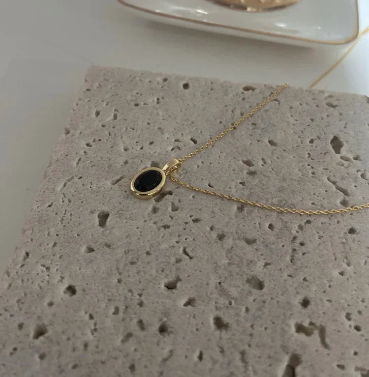 Elegante Zwarte Onyx en Parel Stapelketting - Aria Collectie