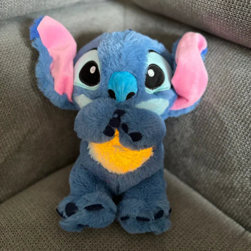 Cuddle Stitch Knuffel – Zachte Ademhaling en Kalmerende Melodieën