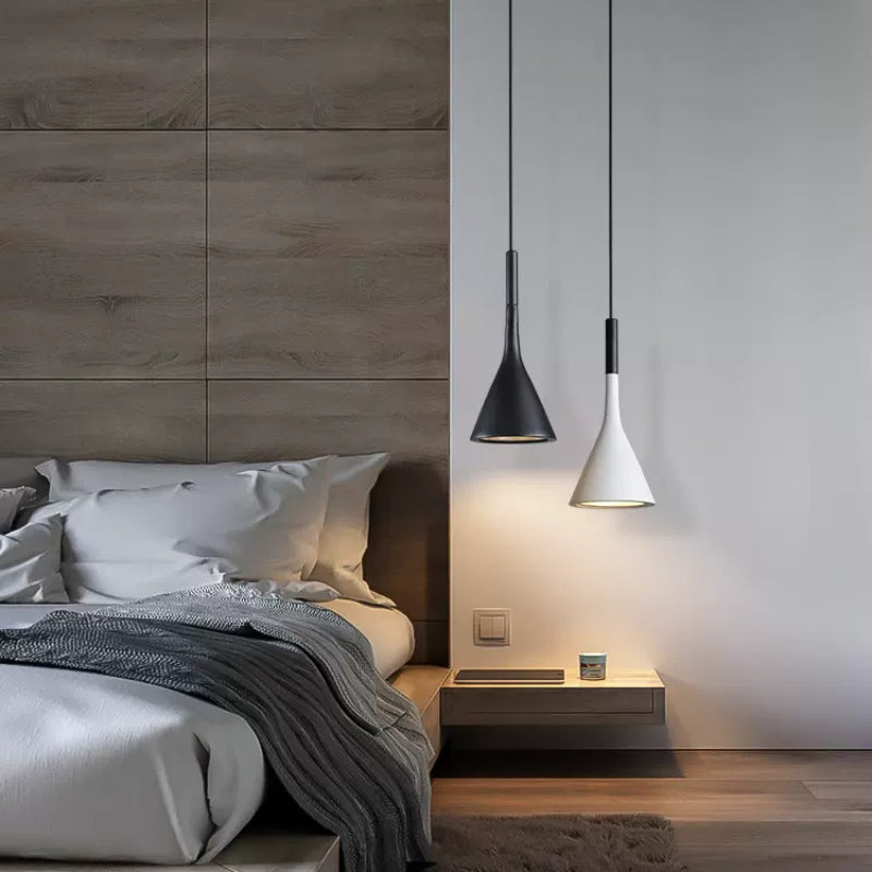 OrchidGlow Wall Lamp – Scandinavisch Design voor Elegante Verlichting