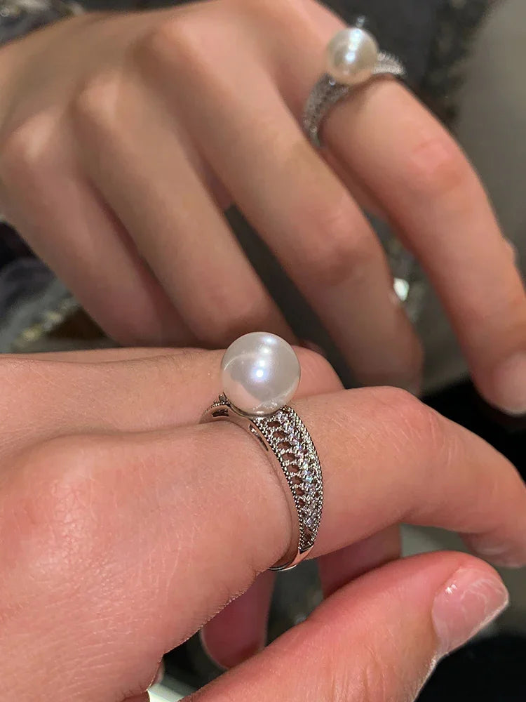 Elegante Vintage Geplooide Parelring - Elara