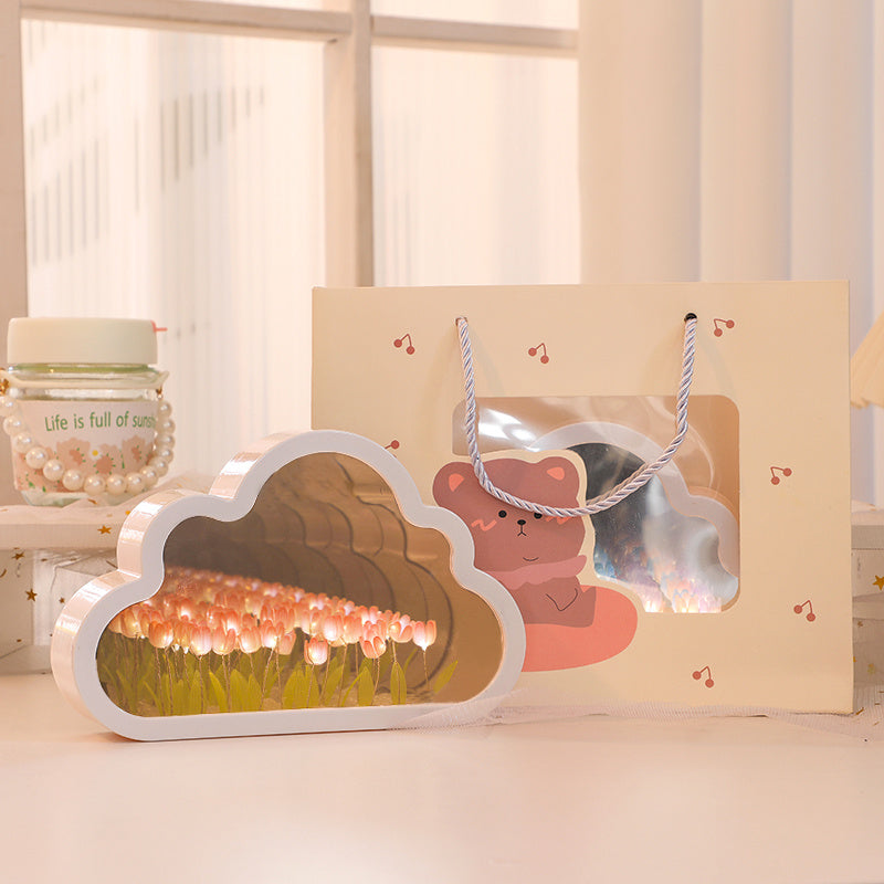 TulipGlow Lamp – LED Nachtlamp met Bloemenstijl