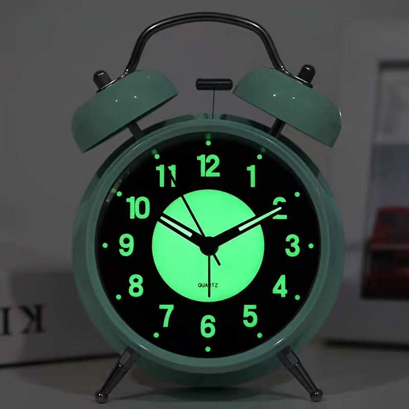 GlowClock – Moderne Stille Verlichte Metalen Wekker