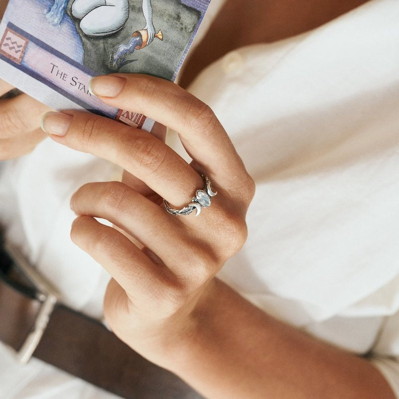 Elegante Iris Maansteen Statement Ring - Maak een Gedurfde Impressie