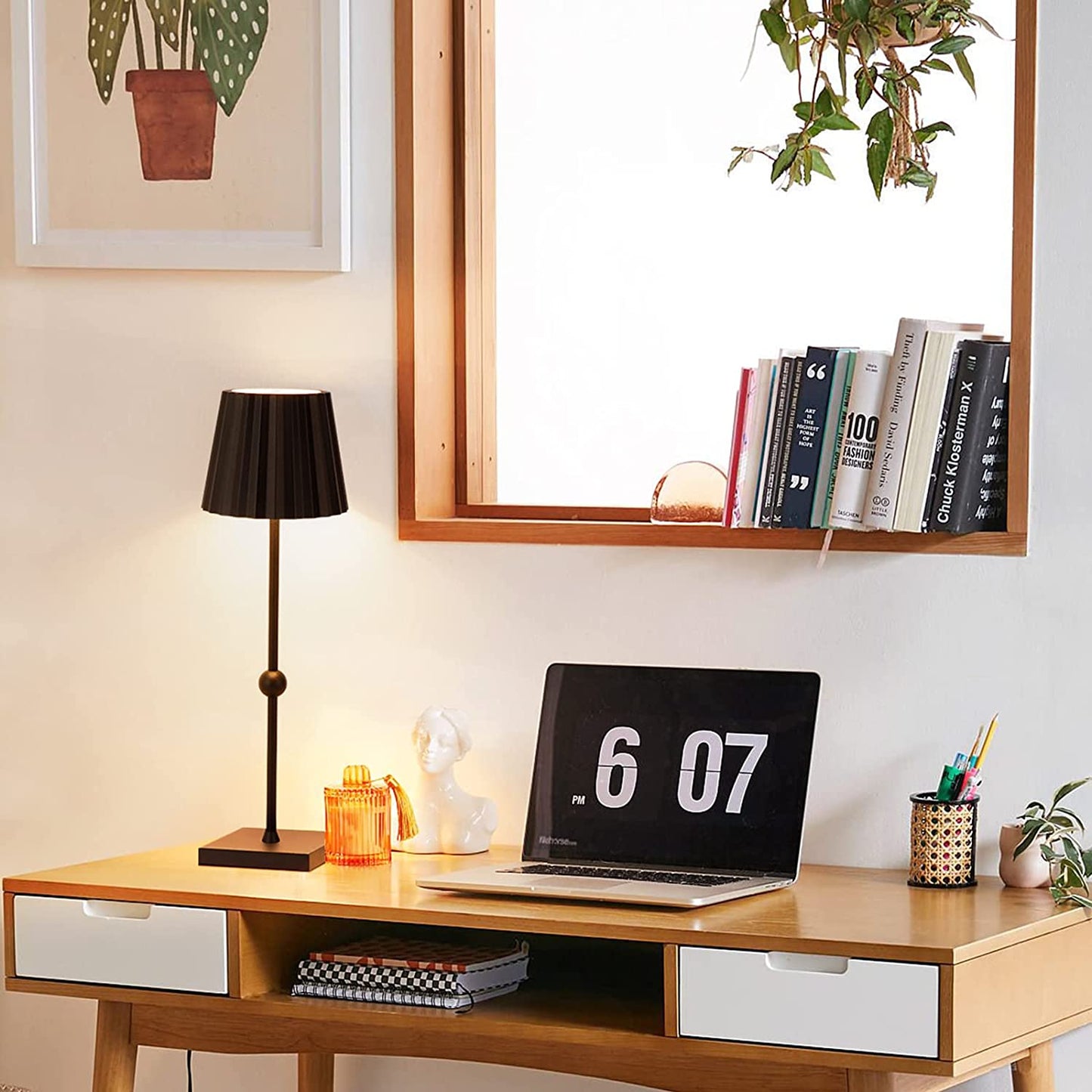 Elegante Draadloze Tafellamp met Traploze Dimfunctie