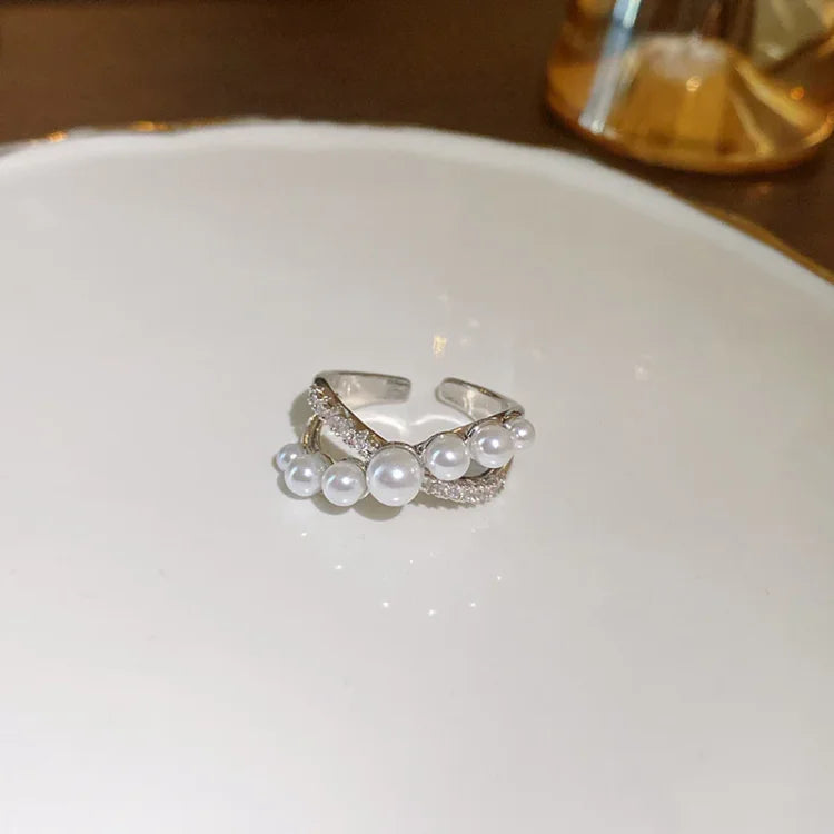 Elegante Verstelbare Vintage Ring met Stralende Zirkonia en Prachtige Parel - Isadora