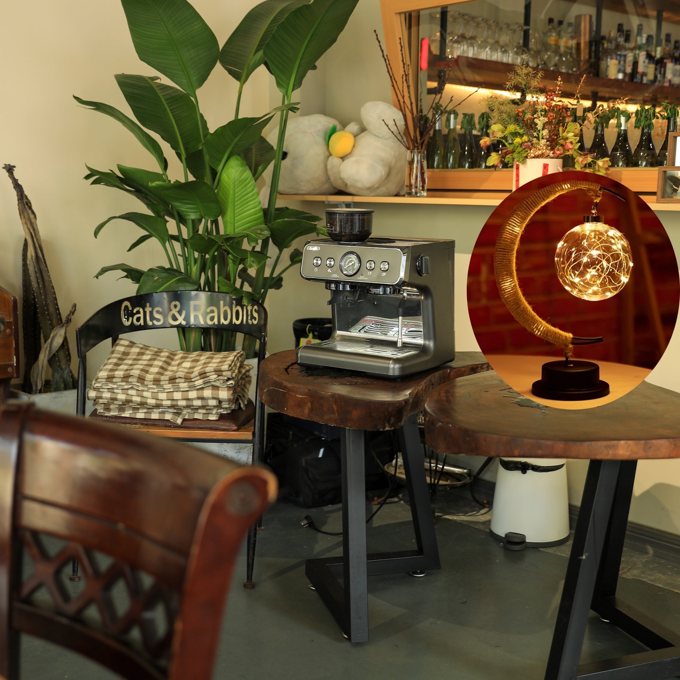 MoonGlow Lamp - Stijlvolle Smeedijzeren LED Tafellamp