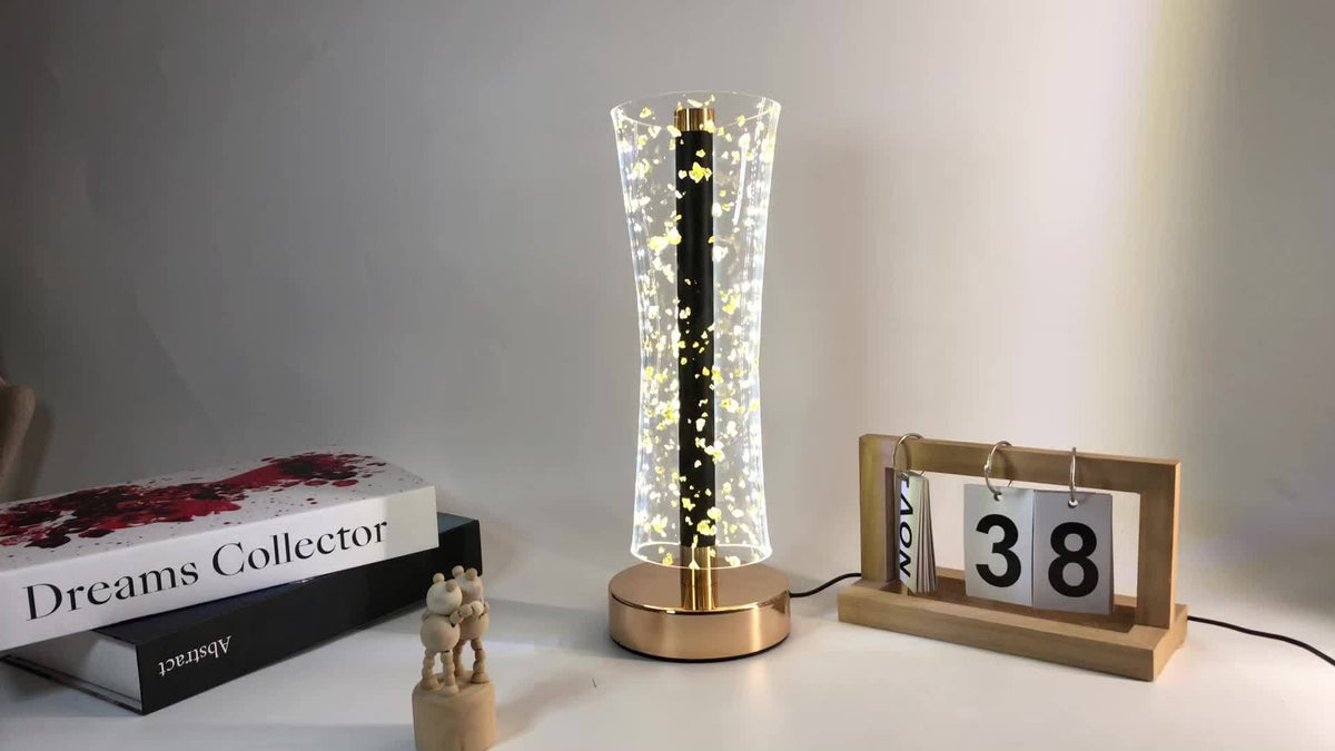 RadiantGlow Lamp - Luxe Acryl Tafellamp met Gouden Accenten