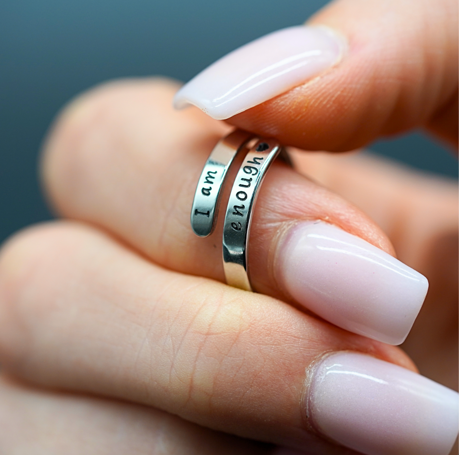 I Am Enough Ring – Elegante Sieraad voor Zelfliefde