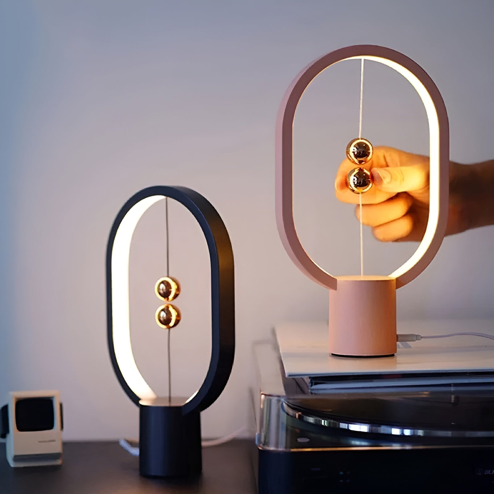 Elegante LED BalanceGlow Lamp – Verfijnde Sfeer & USB Opladen