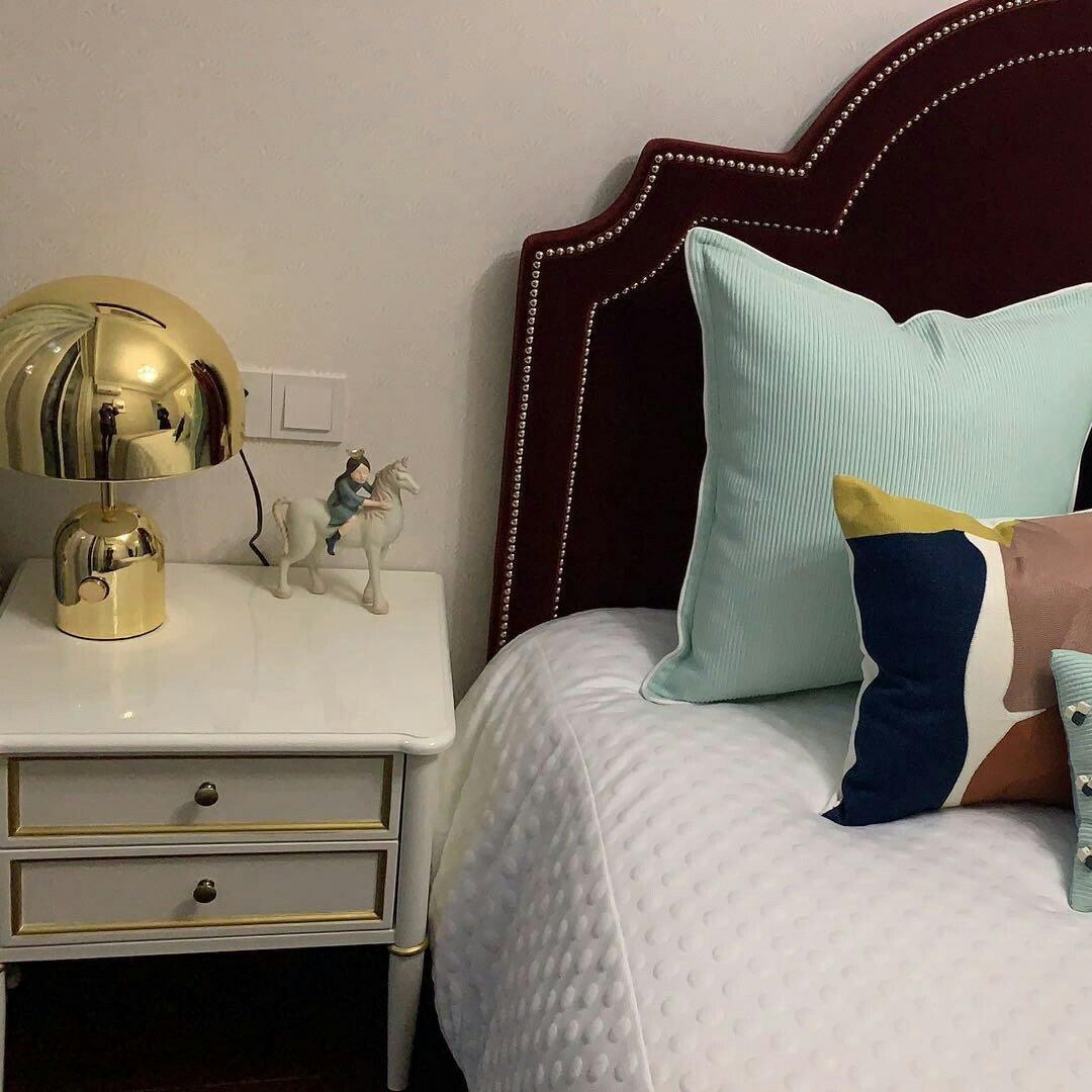 ChimeGlow Lamp - Klokvormige Elegantie voor Thuis