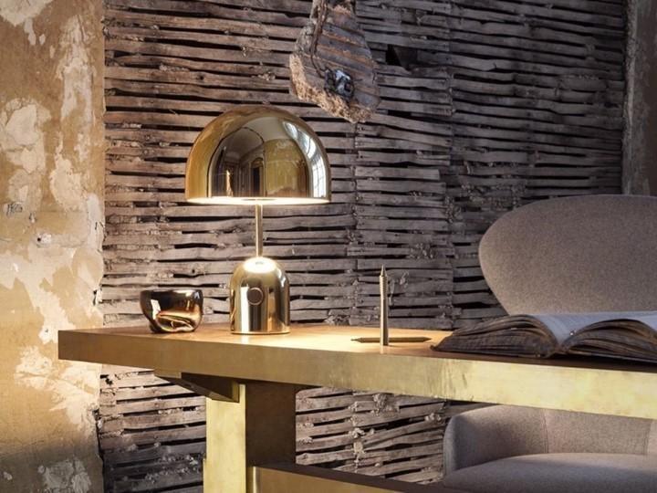 ChimeGlow Lamp - Klokvormige Elegantie voor Thuis