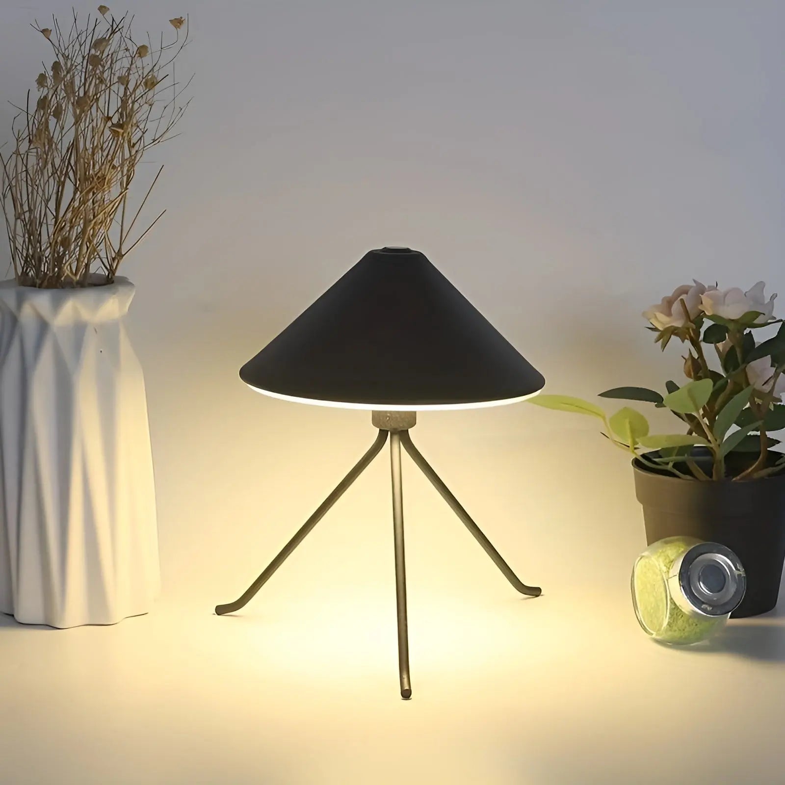 Eleganza Luxe Tafellamp – USB Oplaadbare LED Verlichting met Chic Design in Zwart, Goud en Zilver