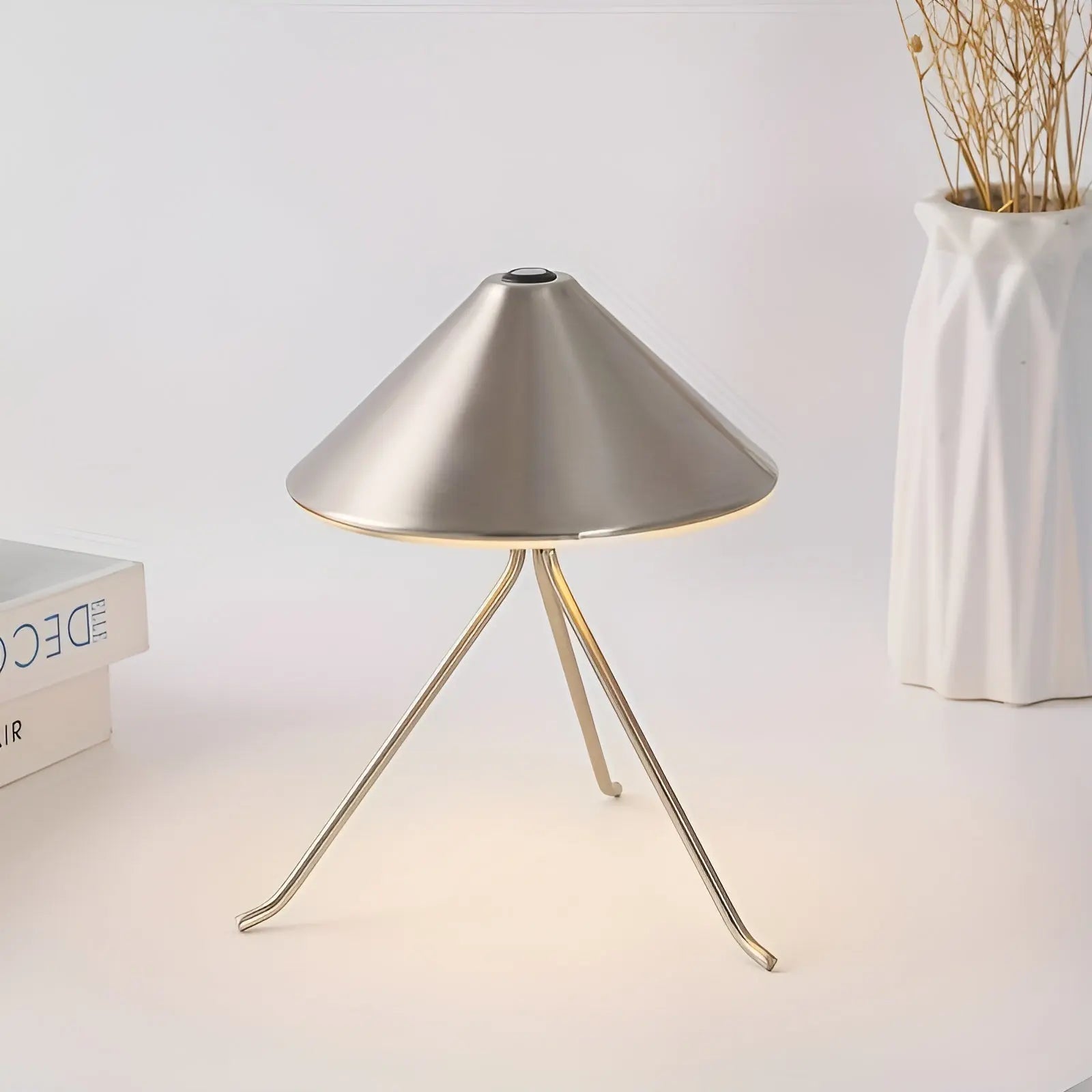 Eleganza Luxe Tafellamp – USB Oplaadbare LED Verlichting met Chic Design in Zwart, Goud en Zilver