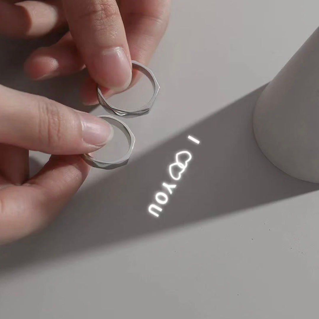 RadiantLove – Moderne Reflecterende Wanddecoratie