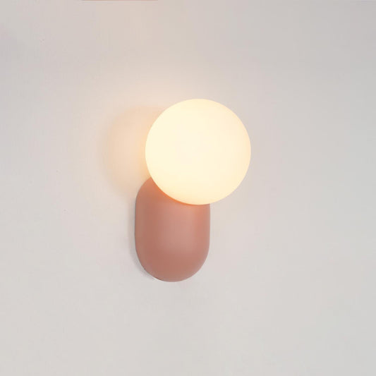 ChicGlow Resin Wandlamp – Elegantie en Energiezuinigheid in Één