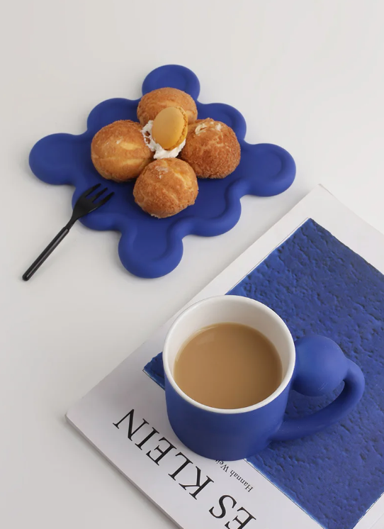 Marcia Cup Set – Elegante Porseleinen Kop en Bord