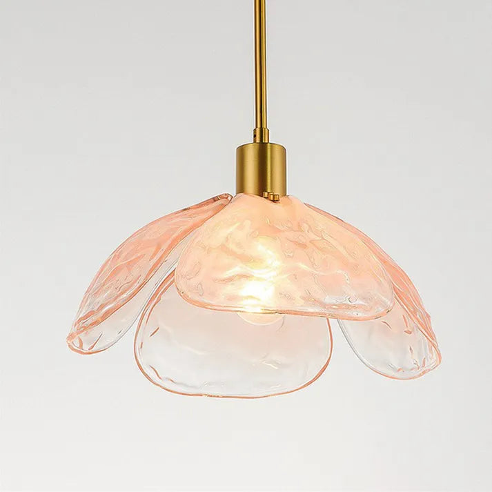 FleurChic Plafondlamp - Unieke Bloemvormige Hanglamp voor een Warme Sfeer
