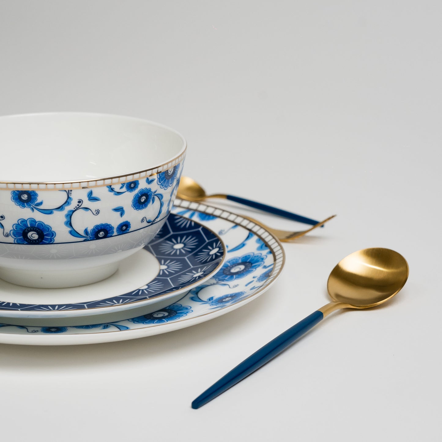 Gem Blue White – Luxe Bordenset voor Diner