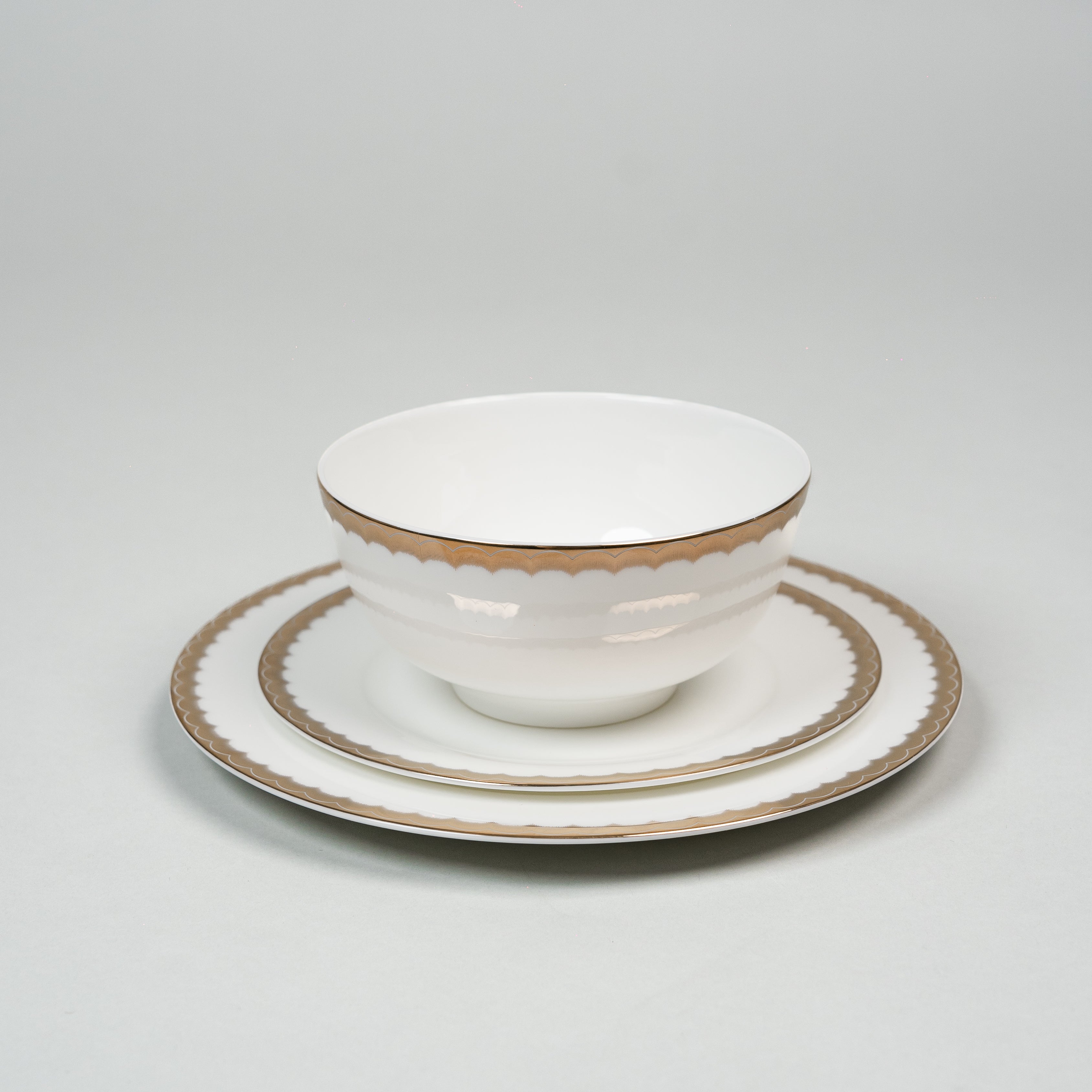 Ripple Luxe – Bordenset met Gouden Rand