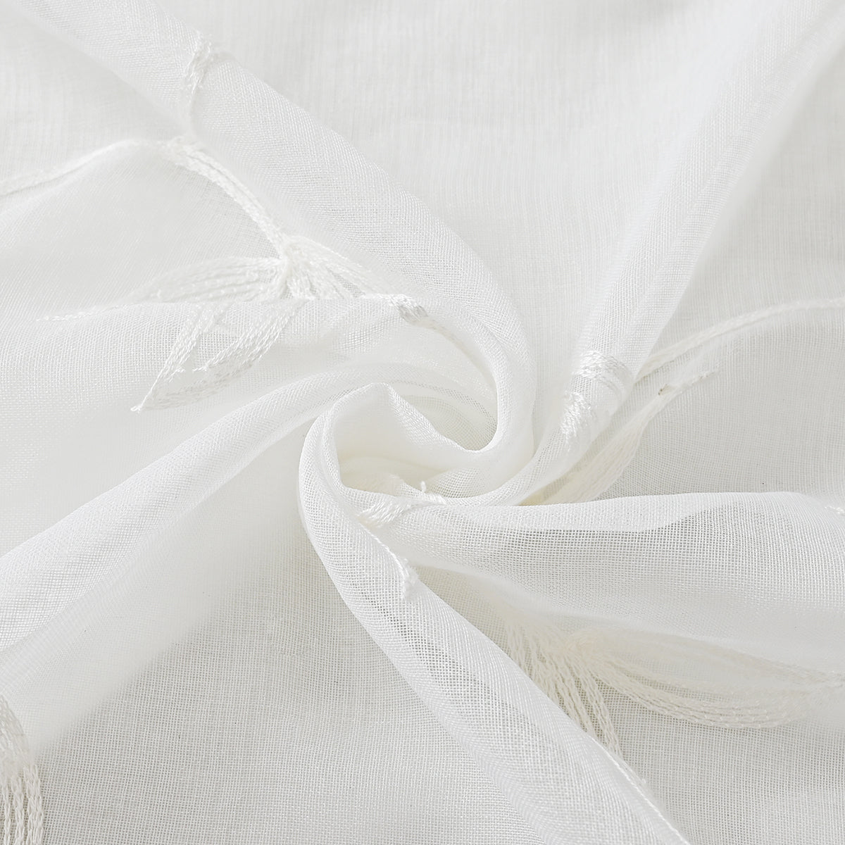 NatureGlow Curtains - Luxe Verduisterende Gordijnen met Bloemenmotief