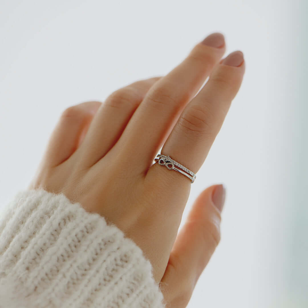 EndlessLove Ring – Tijdloos Sieraad van Amour